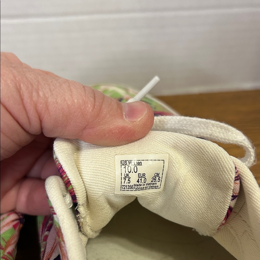 Vans Women's Tropical Print Canvas Sneakers - Picture 4 of 5